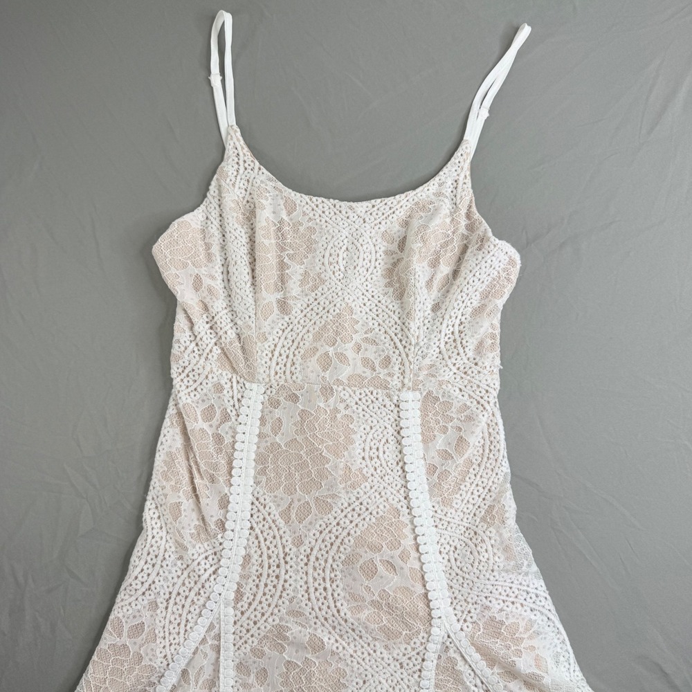 Selfie Leslie White Lace Maxi Dress Nude Lining Sleeveless Wedding Guest Large - Picture 5 of 16